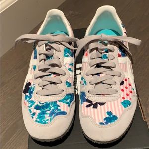 Women’s Asics Onitsuka Tiger sneakers